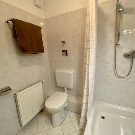 Casa Heideweg Mit Tg Direkt An Der Heide * Dresden