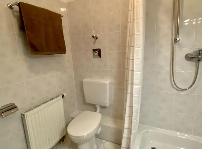 Casa Heideweg Mit Tg Direkt An Der Heide * Dresden